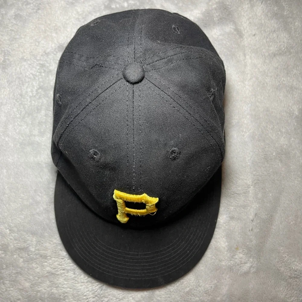 Vintage Pittsburgh Pirates Cap Youth OS Black Baseball Hat Team MLB Edwards